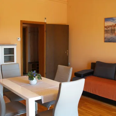 Apartment Frank Rovinj