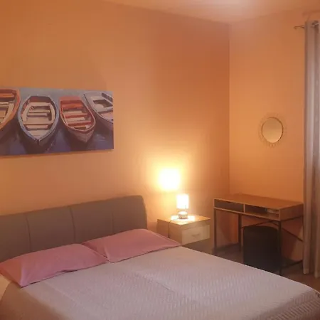 Frank Apartment *